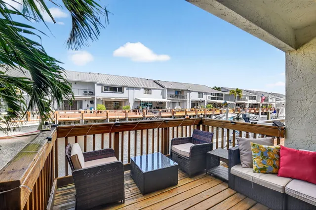 $5,500 | 732 Rider Road, Boynton Beach, FL 33435