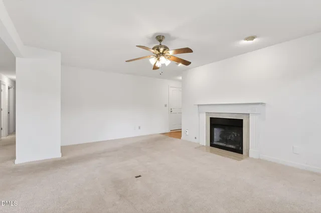 $2,100 | 325 Glen Echo Lane, Unit L, Cary, NC 27518