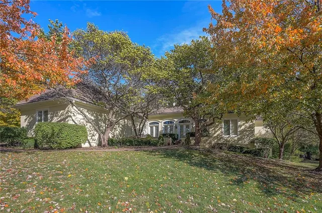 $1,125,000 | 16911 Meadow Lane, Loch Lloyd, MO 64012