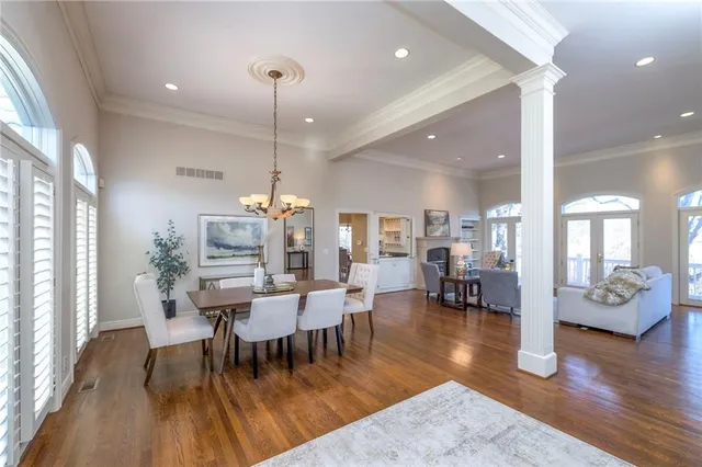 $1,125,000 | 16911 Meadow Lane, Loch Lloyd, MO 64012