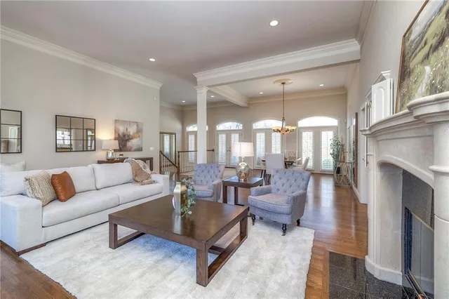 $1,125,000 | 16911 Meadow Lane, Loch Lloyd, MO 64012