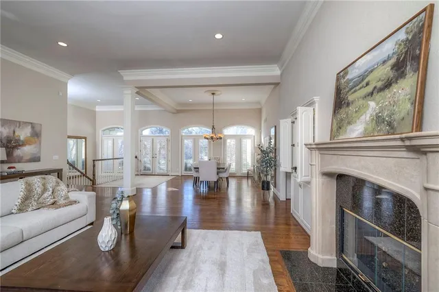 $1,125,000 | 16911 Meadow Lane, Loch Lloyd, MO 64012