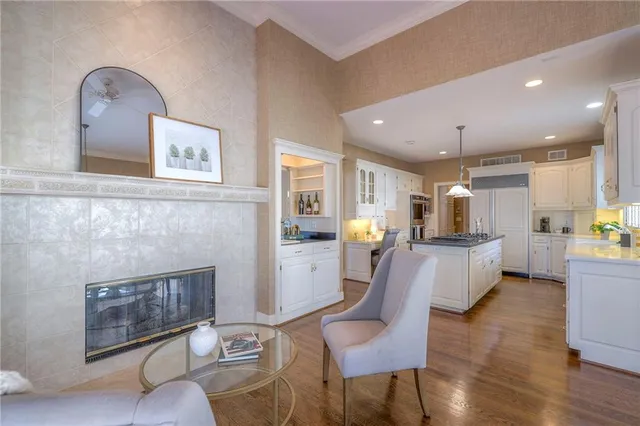 $1,125,000 | 16911 Meadow Lane, Loch Lloyd, MO 64012