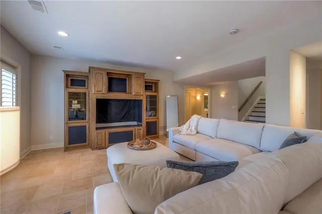 $1,125,000 | 16911 Meadow Lane, Loch Lloyd, MO 64012