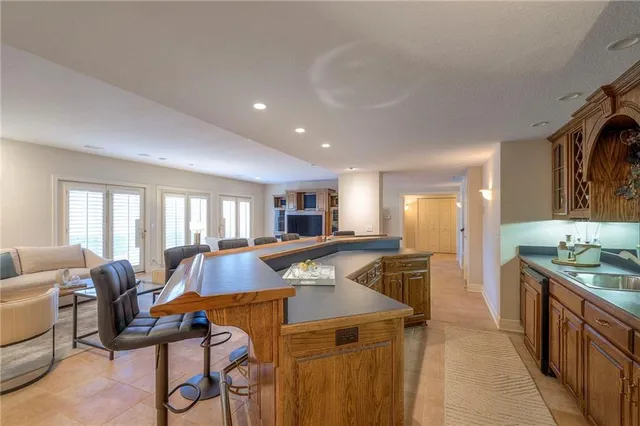 $1,125,000 | 16911 Meadow Lane, Loch Lloyd, MO 64012