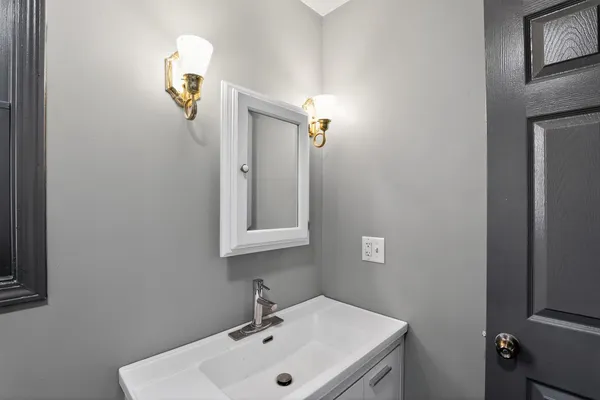 $125,000 | 109 Illini Court, Vienna, IL 62995