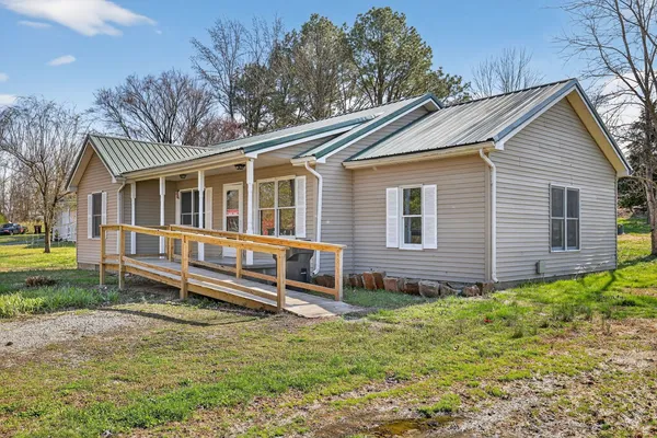 $125,000 | 109 Illini Court, Vienna, IL 62995