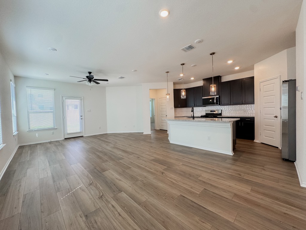 4024 Pinto Lane Round Rock, TX 78665 - Photo 8 of 31