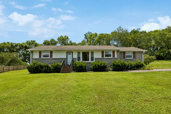 $340,000 | 204 Swift Drive, Goodlettsville, TN 37072