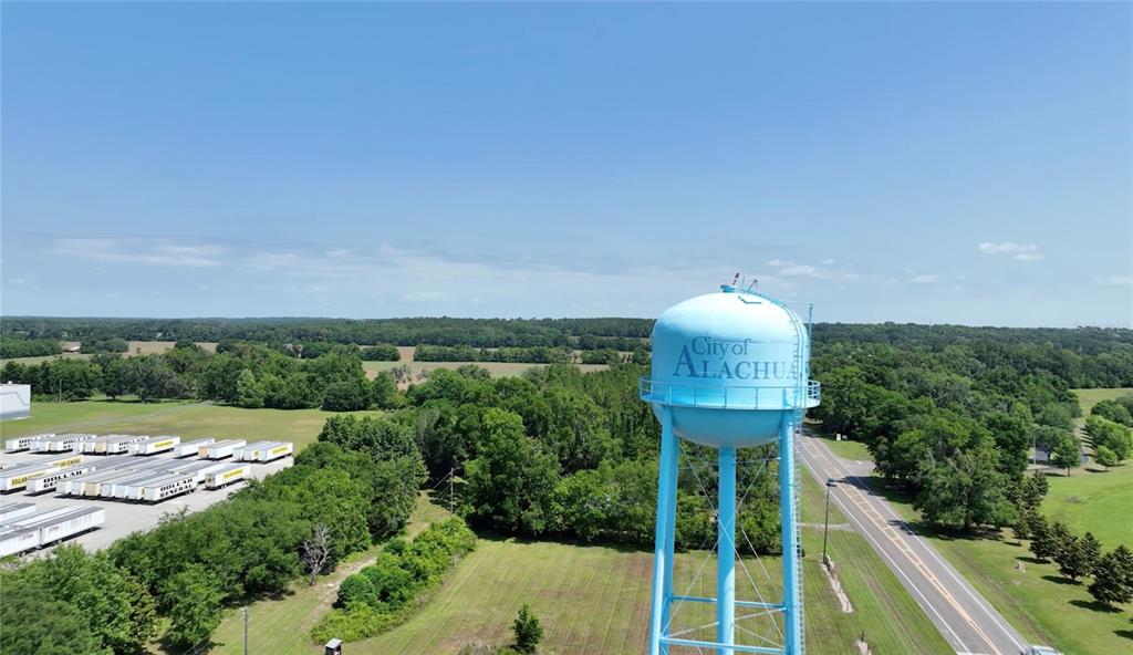 16929 Northwest 176th Way Alachua, FL 32615 - Photo 33 of 35 a view of a garden