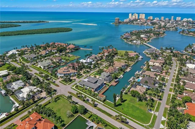 $11,500,000 | 1598 Heights Court, Marco Island, FL 34145