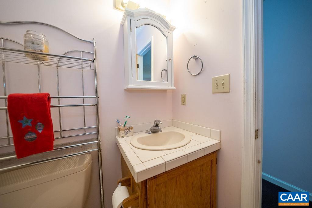 8 East Point Road Palmyra, VA 22963 - Photo 13 of 61 Gallery Image 13