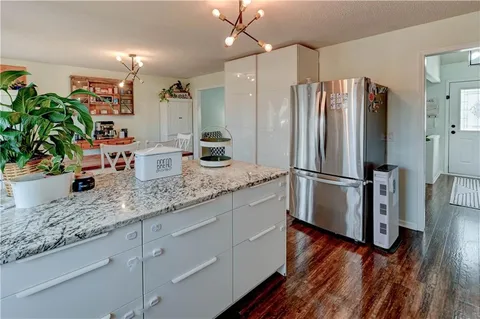 $399,000 | 14747 South Homestead Drive, Olathe, KS 66062