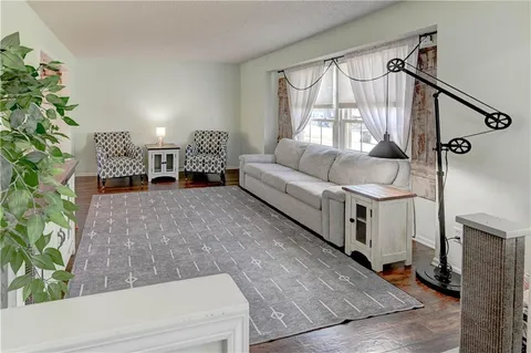 $399,000 | 14747 South Homestead Drive, Olathe, KS 66062