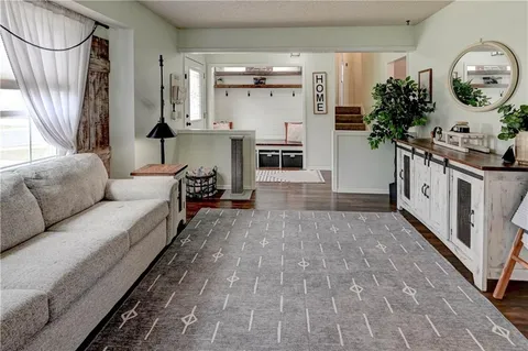 $399,000 | 14747 South Homestead Drive, Olathe, KS 66062