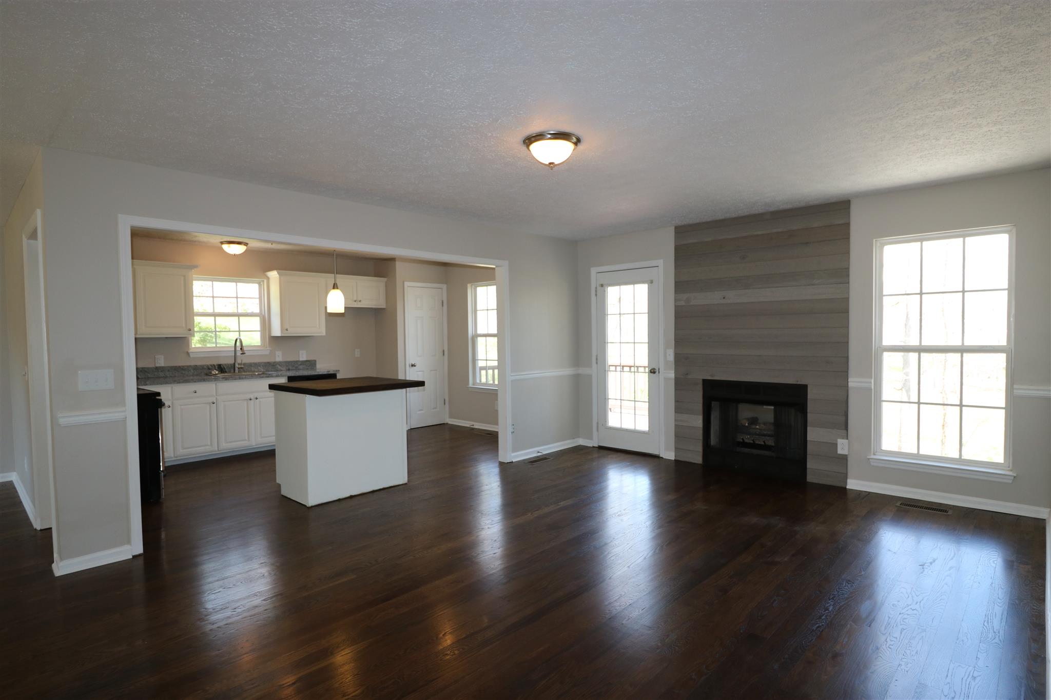 1052 Twin Pine Road Dickson, TN 37055 - Photo 2 of 20 Gallery Image 2