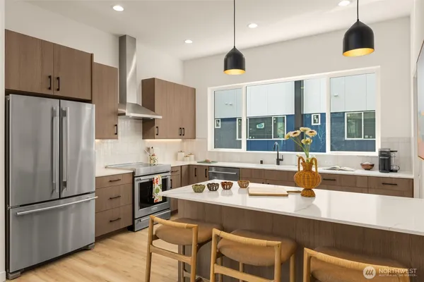 $1,549,000 | 16002 Southeast 31st Street, Bellevue, WA 98008