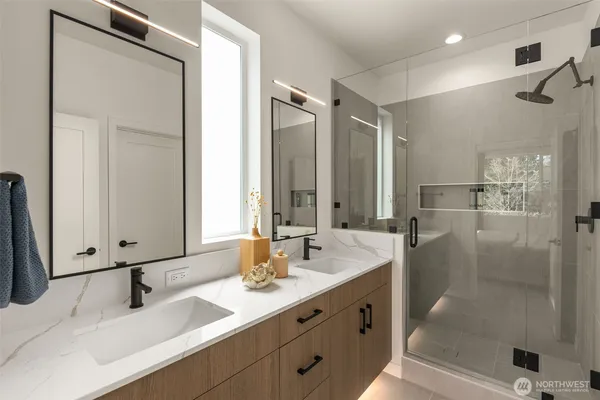 $1,549,000 | 16002 Southeast 31st Street, Bellevue, WA 98008