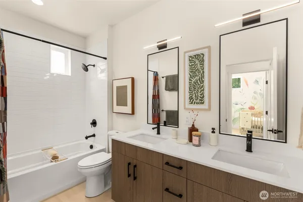$1,549,000 | 16002 Southeast 31st Street, Bellevue, WA 98008