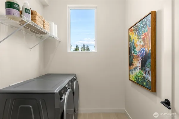 $1,549,000 | 16002 Southeast 31st Street, Bellevue, WA 98008