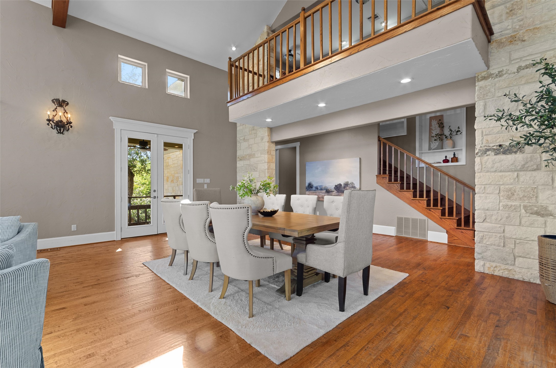 913 South Ridge Road Salado, TX 76571 - Photo 7 of 40 Second Level Balcony overlooks great room.