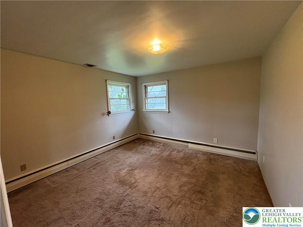 2556 Park View Road Slatington, PA 18080 - Photo 6 of 19