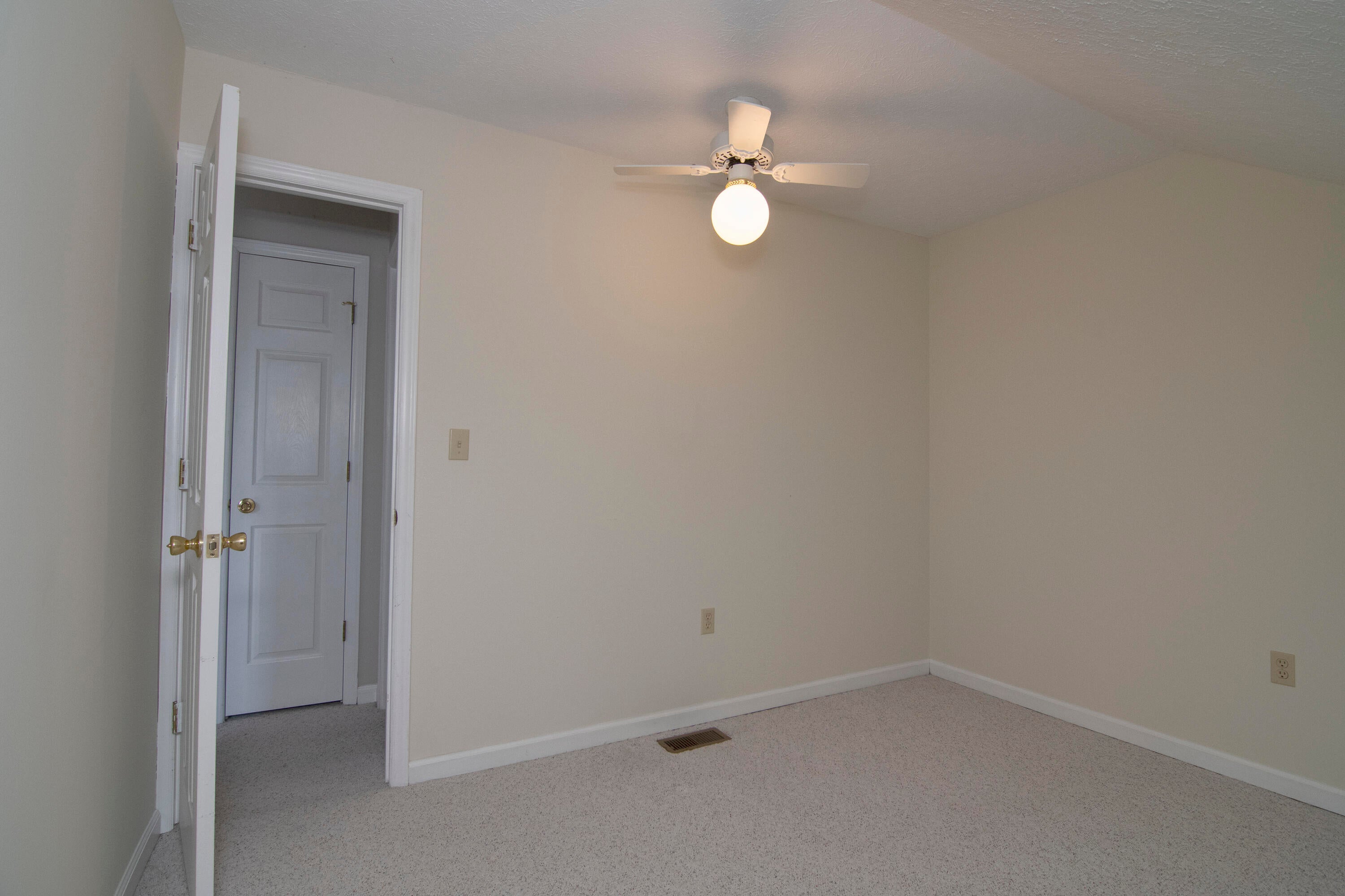 169 Crowfield Cir Road Lewisburg, WV 24901 - Photo 37 of 56 Gallery Image 37