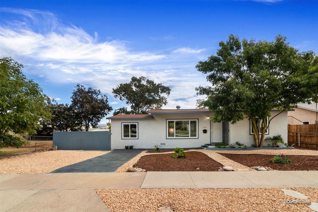 469 El Monte Road El Cajon, CA 92020 - Photo 2 of 25