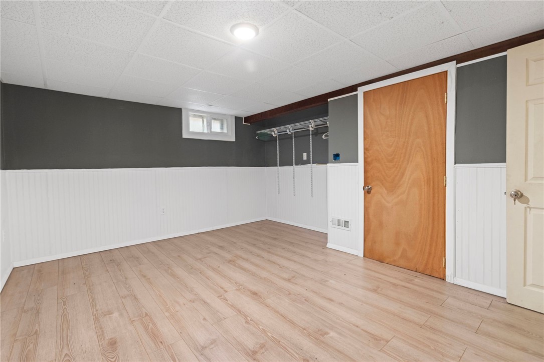 142 Adrian Street Warwick, RI 02886 - Photo 23 of 27
