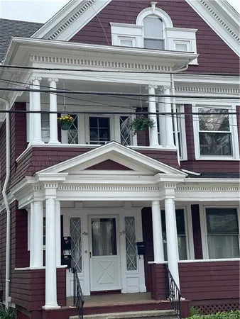 $3,900 | 250 Willow Street, Unit 3, New Haven, CT 06511