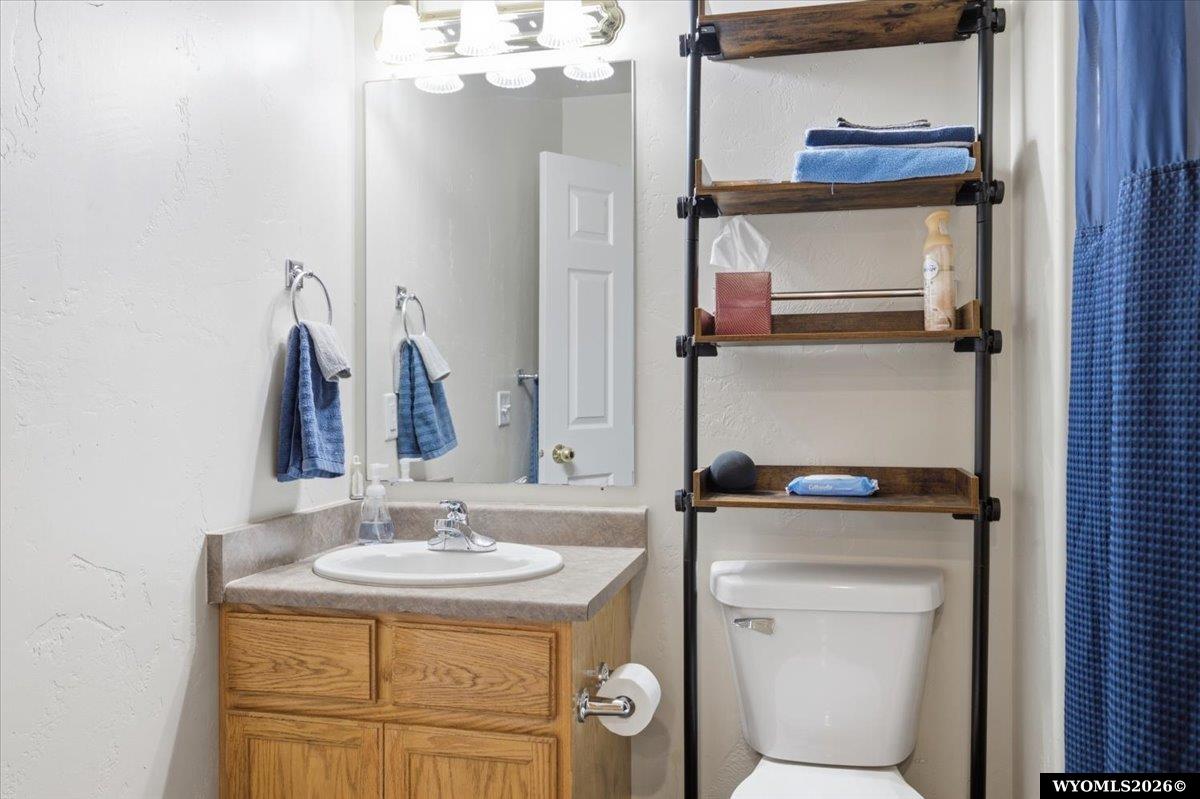 3341 Whispering Springs Road Casper, WY 82604 - Photo 9 of 24 Gallery Image 9