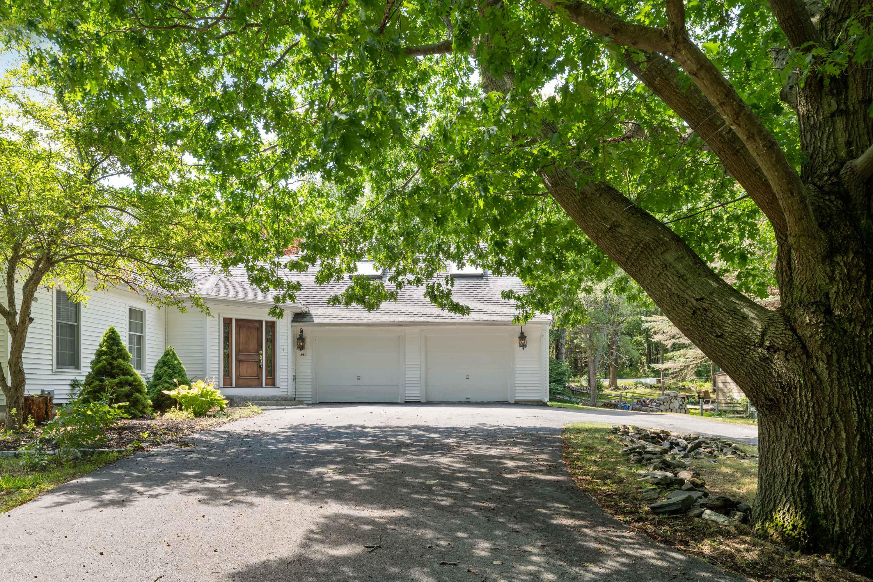 349 Mitchell Road Cape Elizabeth, ME 04107 - Photo 4 of 41 04_349MitchellRd_PGM_Print