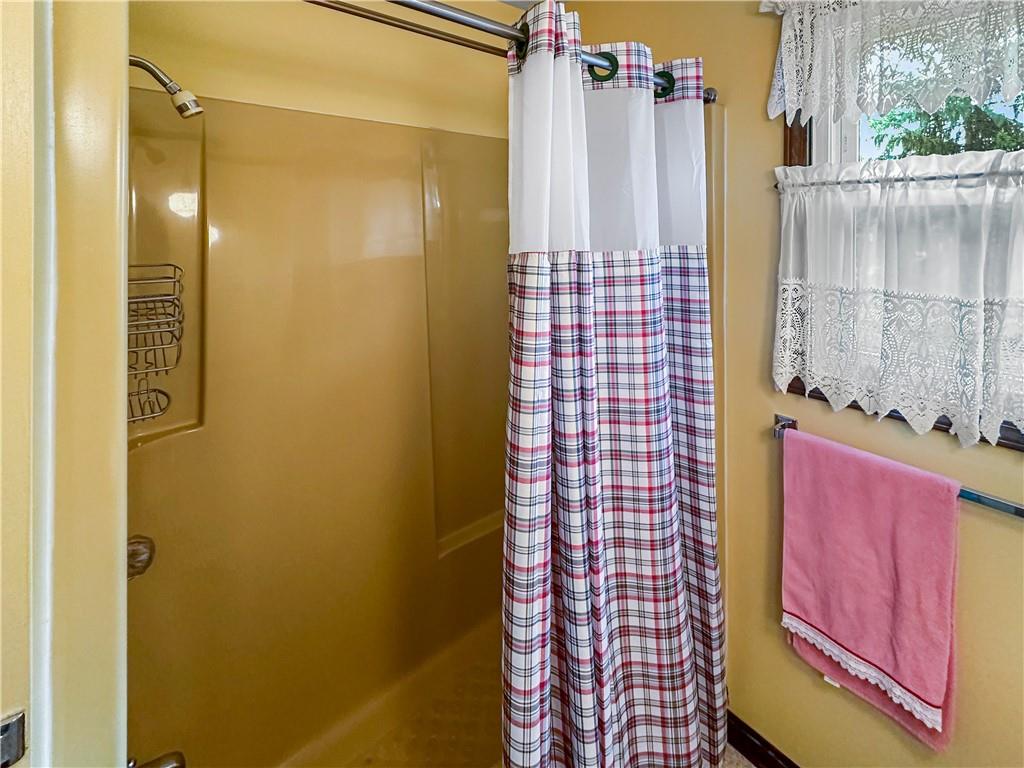 726 West Liberty Road Slippery Rock, PA 16057 - Photo 13 of 23 a view of a bathroom