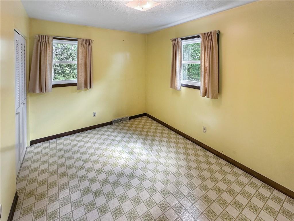 726 West Liberty Road Slippery Rock, PA 16057 - Photo 14 of 23