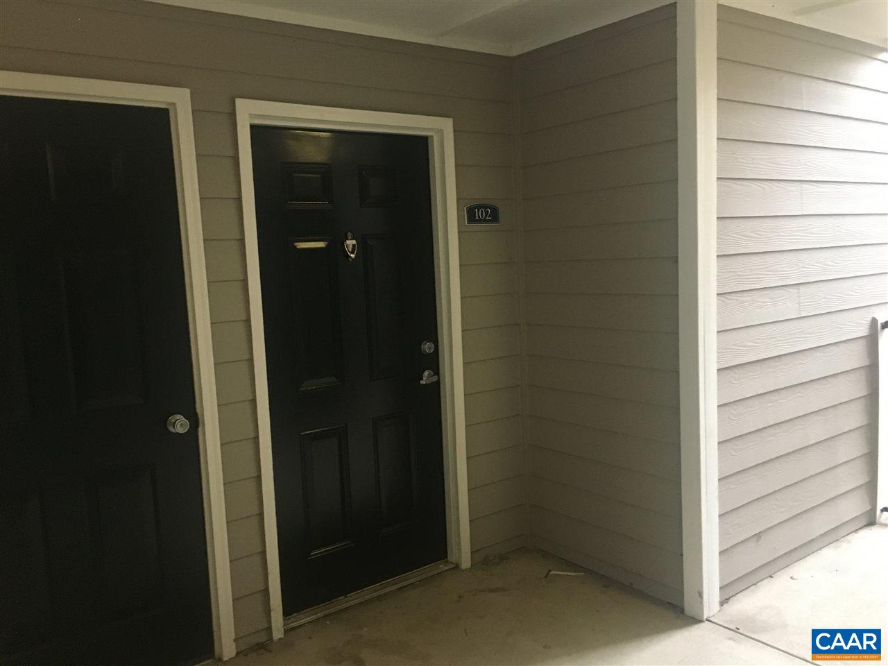 175 Yellowstone Drive, Unit 102 Charlottesville, VA 22903 - Photo 2 of 5 a view of elevator