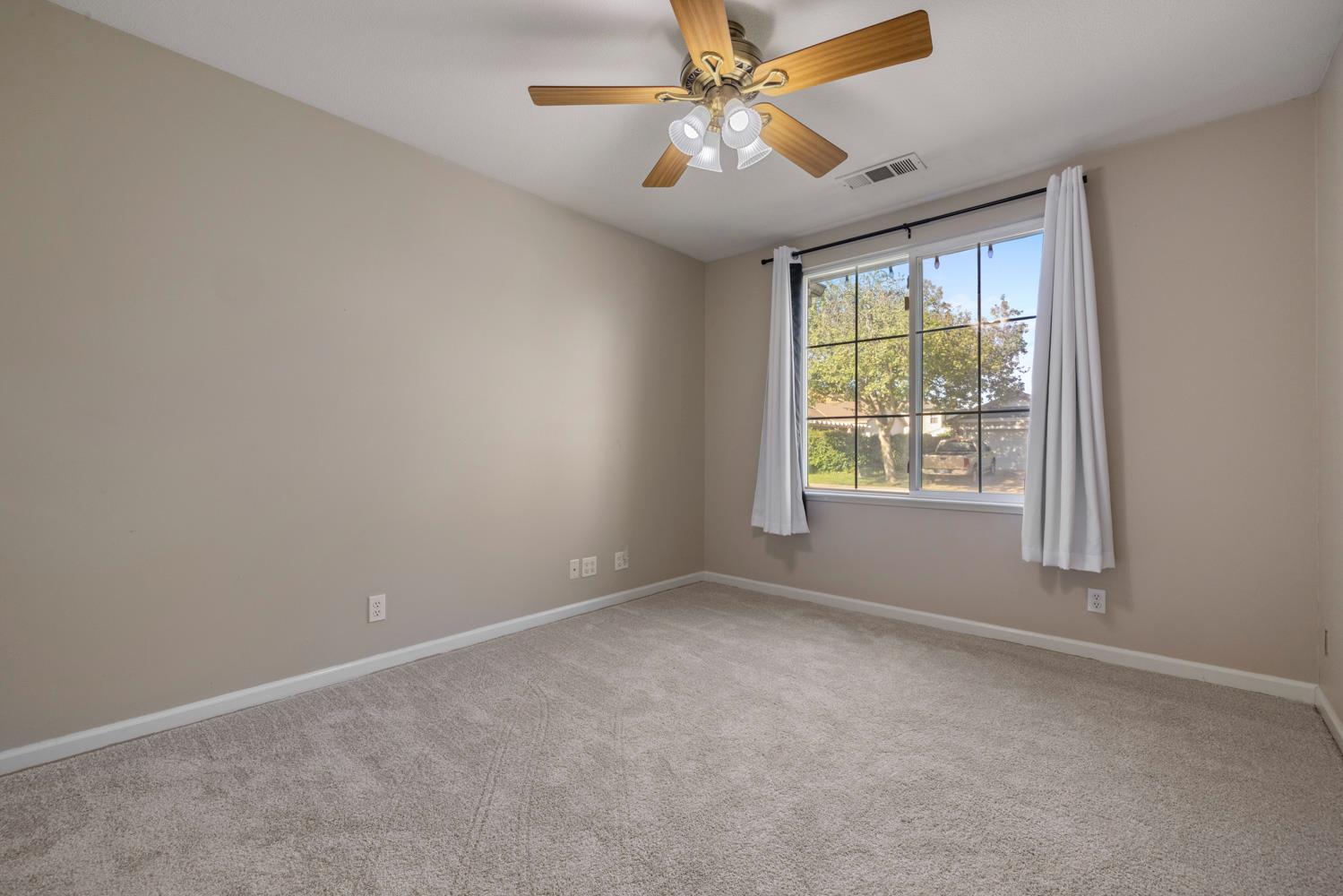 4006 Veranda Way Modesto, CA 95357 - Photo 35 of 43