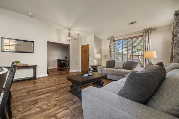 $649,999 | 4006 Veranda Way, Modesto, CA 95357