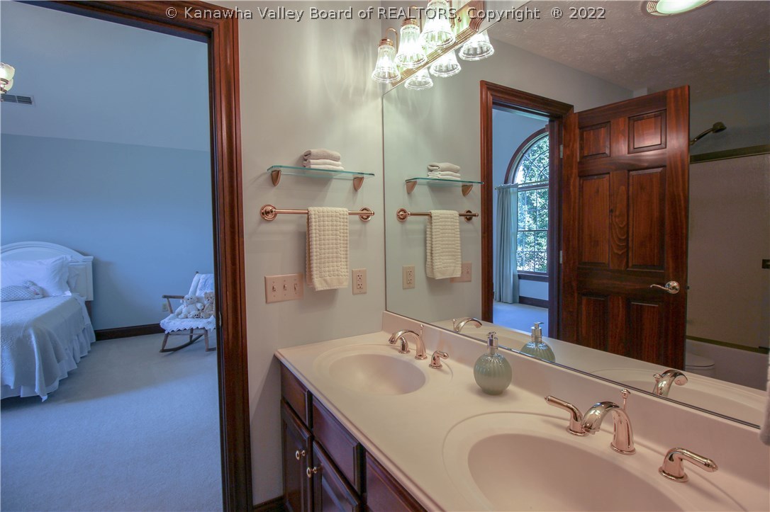 1002 Crestmont Road Hurricane, WV 25526 - Photo 23 of 30 Gallery Image 23