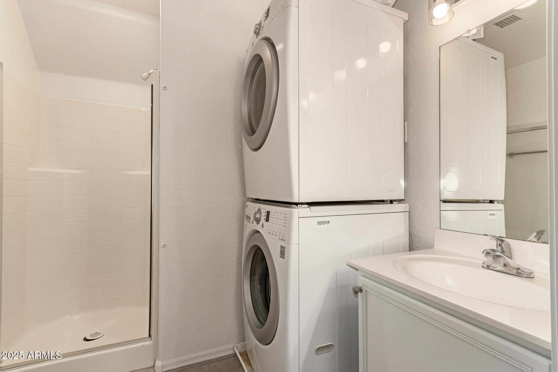 16015 North 30th Street, Unit 109 Phoenix, AZ 85032 - Photo 27 of 38 23 30th