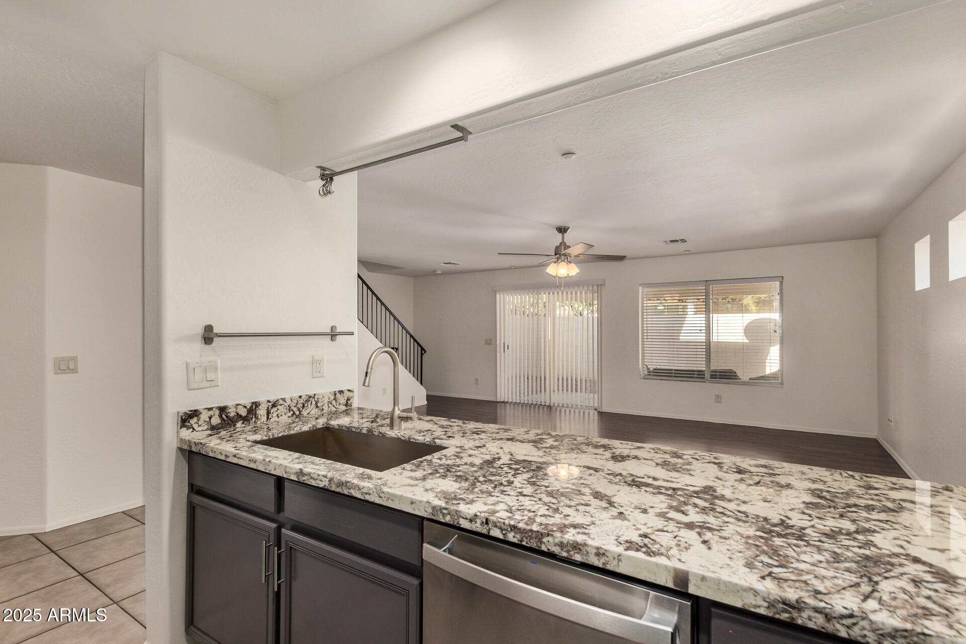 16015 North 30th Street, Unit 109 Phoenix, AZ 85032 - Photo 9 of 38 08 - 30th