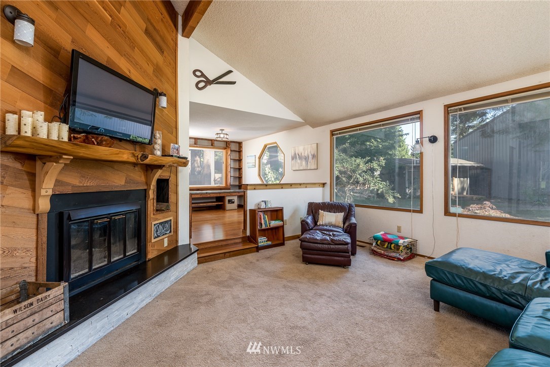 1135 Lattimore Road Ferndale, WA 98248 - Photo 6 of 40