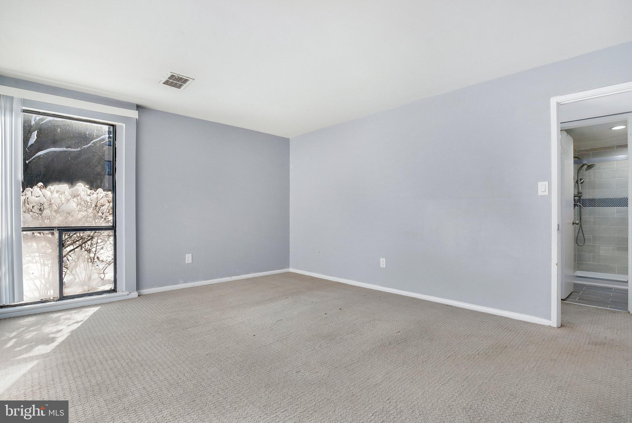 2005 Coleridge Drive, Unit 13103 Silver Spring, MD 20902 - Photo 27 of 42