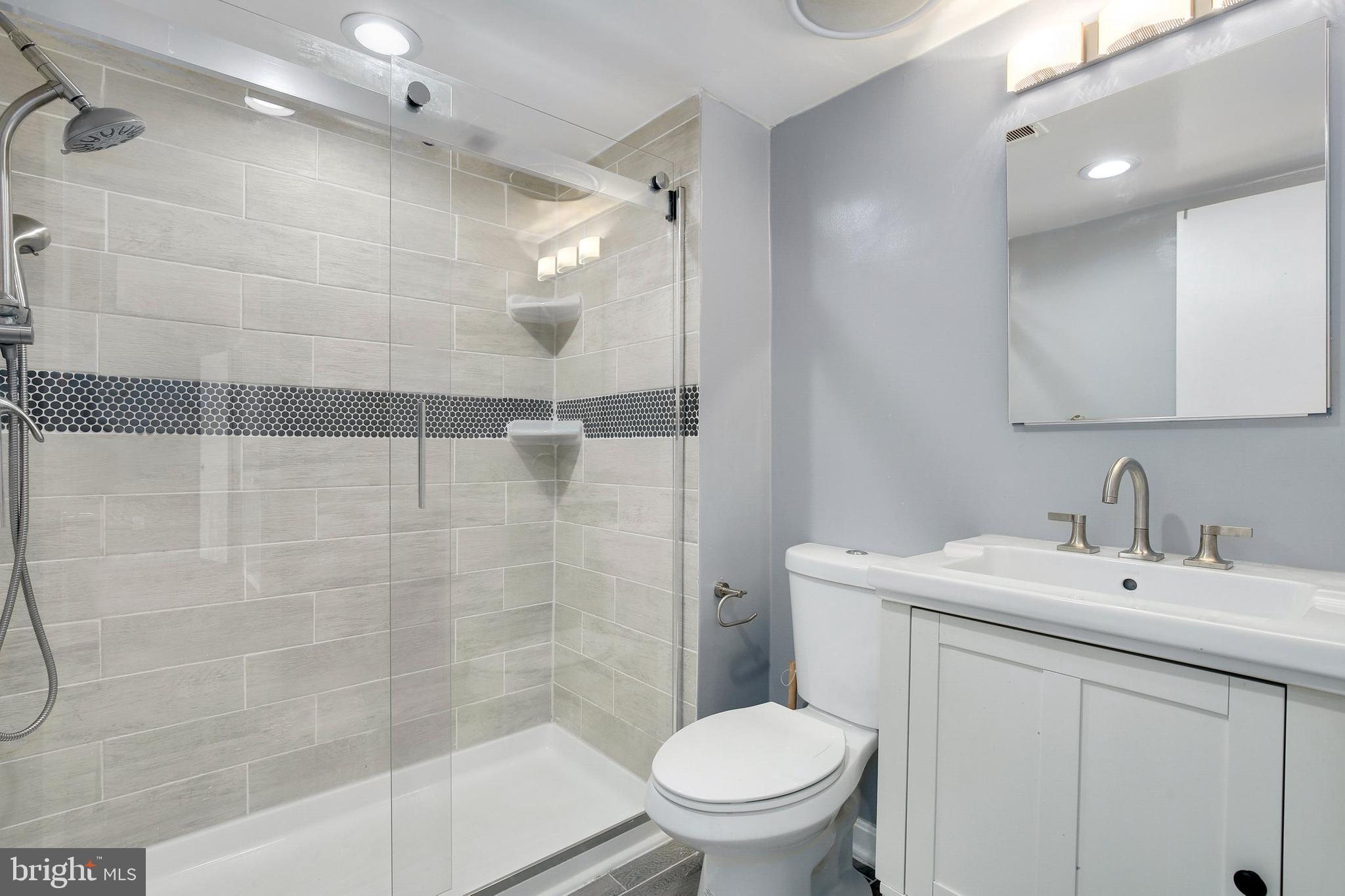 2005 Coleridge Drive, Unit 13103 Silver Spring, MD 20902 - Photo 28 of 42