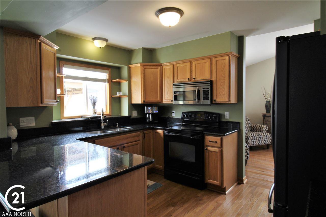 53102 Ridgewood Drive Chesterfield, MI 48051 - Photo 15 of 71