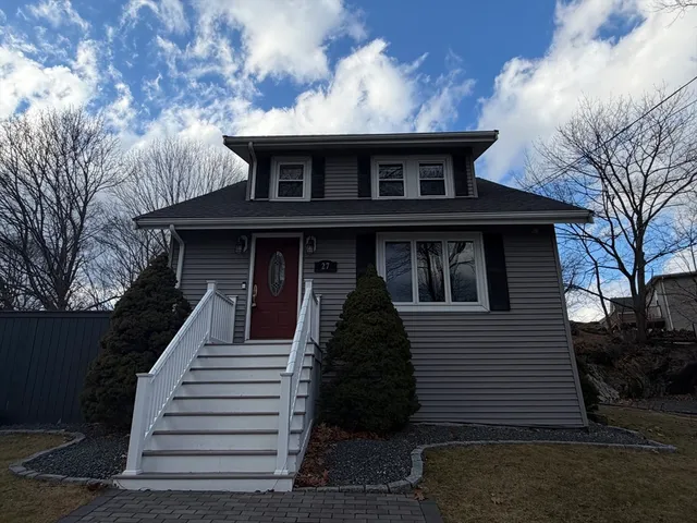$684,900 | 27 Park Street, Saugus, MA 01906