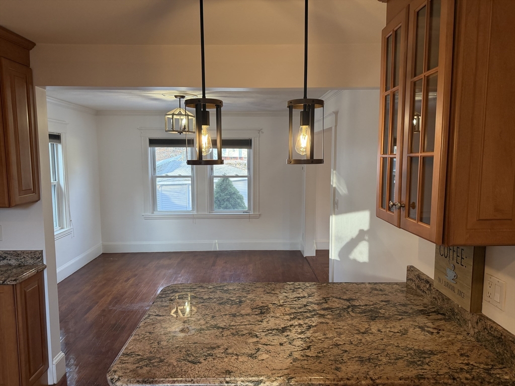 27 Park Street Saugus, MA 01906 - Photo 12 of 29