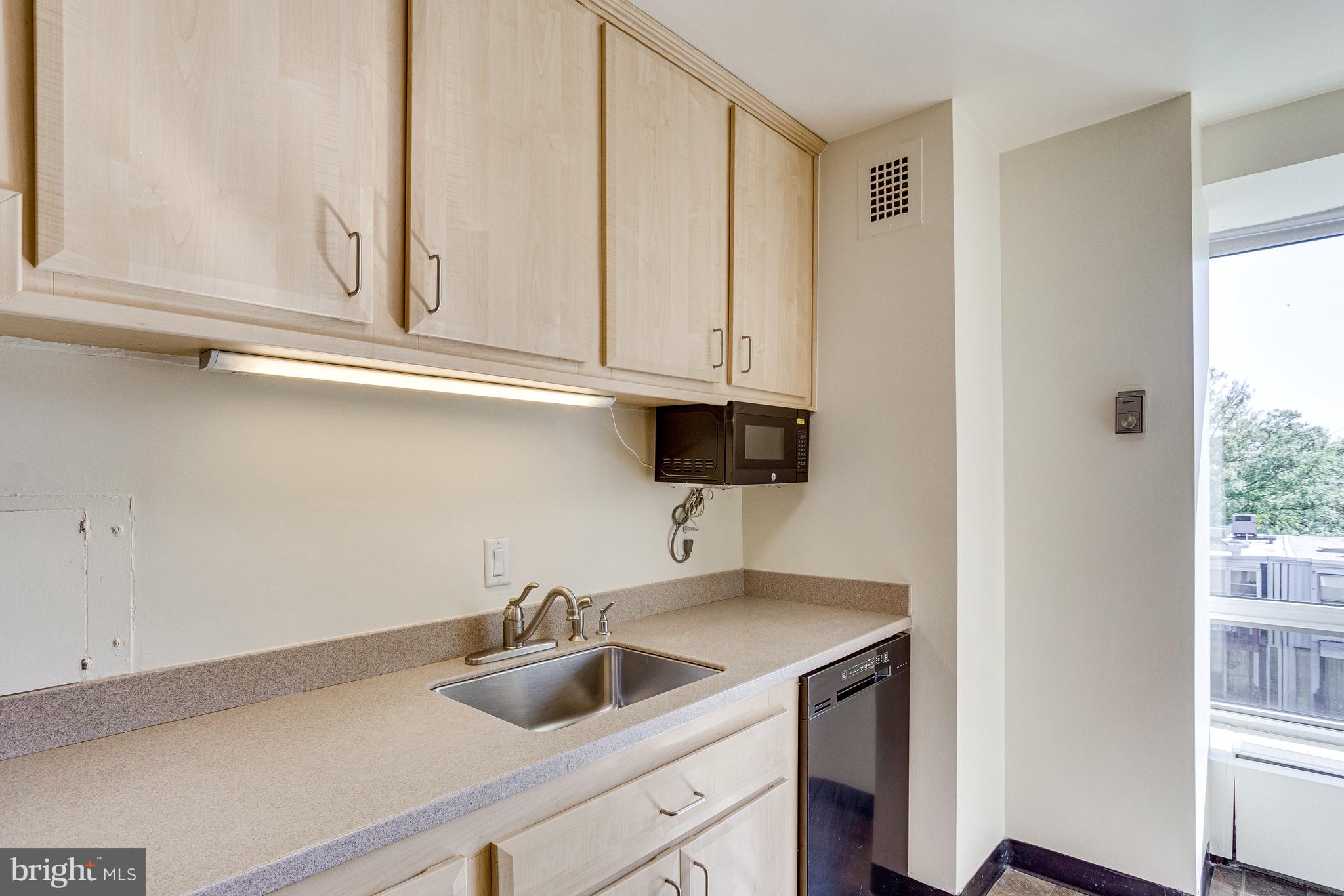 1425 4th Street Southwest, Unit A305 Washington, DC 20024 - Photo 17 of 77