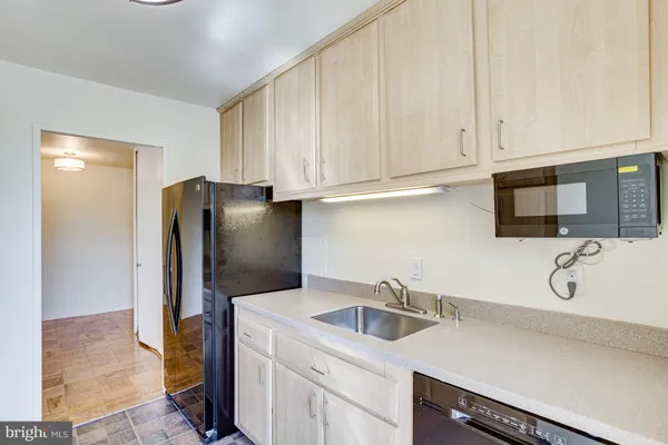 $3,695 | 1425 4th Street Southwest, Unit A305, Washington, DC 20024