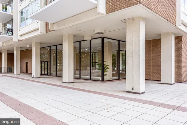 $3,695 | 1425 4th Street Southwest, Unit A305, Washington, DC 20024
