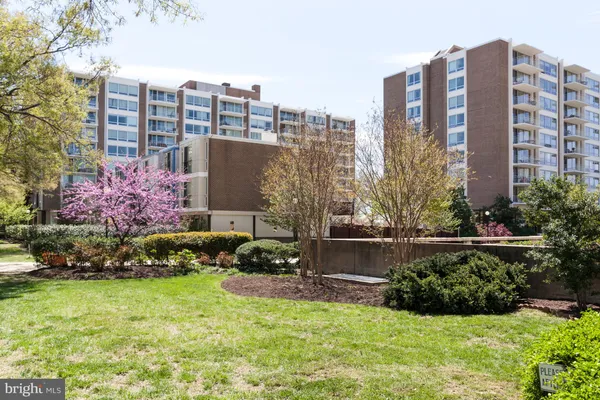$3,695 | 1425 4th Street Southwest, Unit A305, Washington, DC 20024